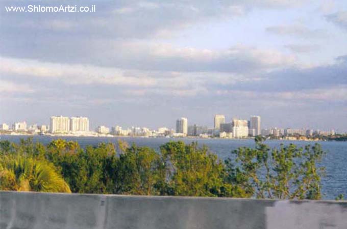 shlomo artzi in miami-70